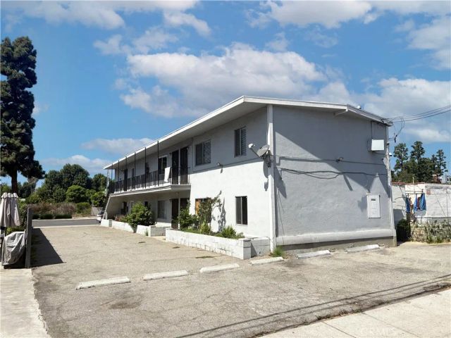 3046 Santa Fe Avenue, Long Beach, CA 90810