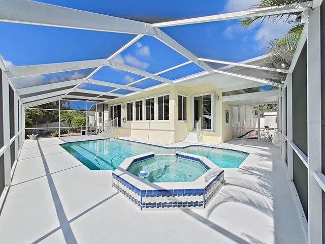 5819 IMPERIAL KEY, Tampa, FL 33615