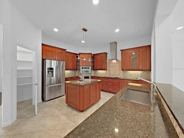 5819 IMPERIAL KEY, Tampa, FL 33615