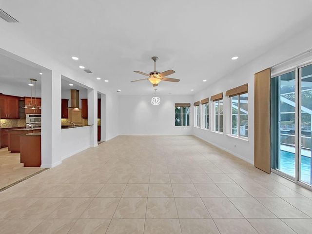 5819 IMPERIAL KEY, Tampa, FL 33615