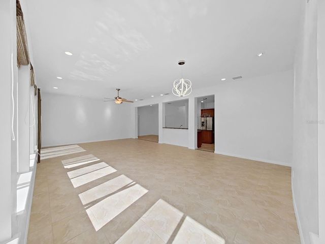 5819 IMPERIAL KEY, Tampa, FL 33615