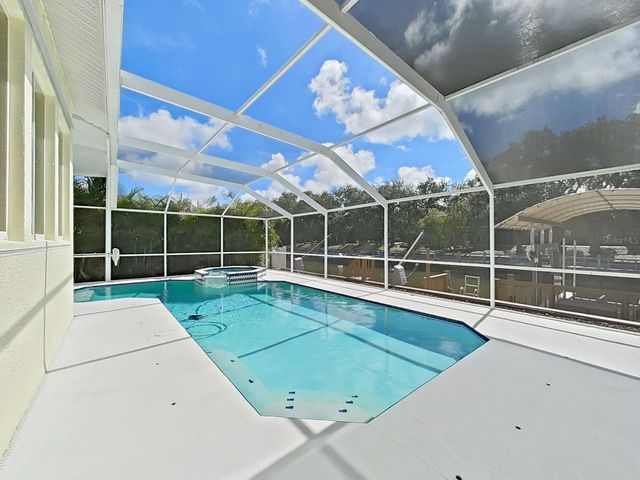 5819 IMPERIAL KEY, Tampa, FL 33615