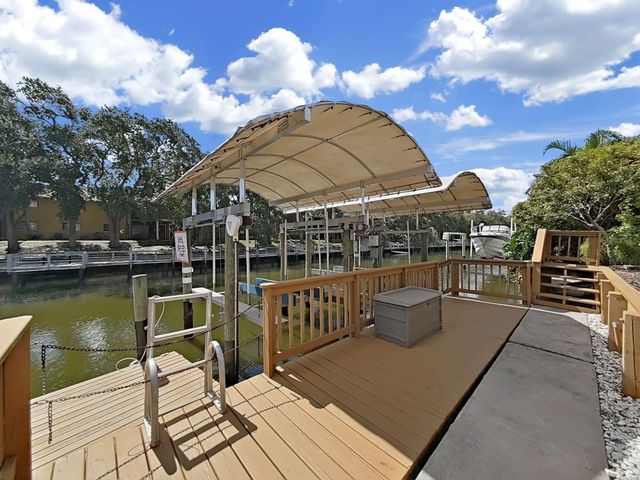 5819 IMPERIAL KEY, Tampa, FL 33615