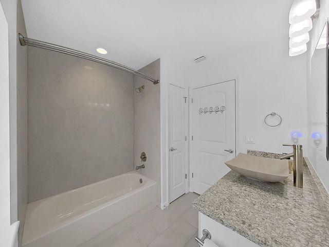 5819 IMPERIAL KEY, Tampa, FL 33615