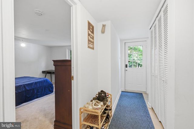 1132 LINDSAY LN, Rydal, PA 19046