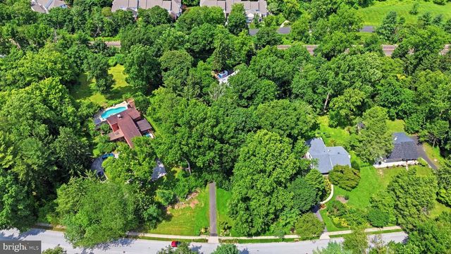 1132 LINDSAY LN, Rydal, PA 19046