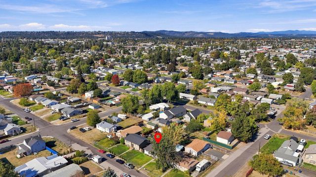 1823 E Joseph Ave, Spokane, WA 99208