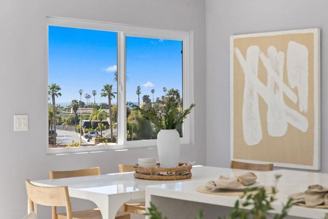 1413 La Salina, Oceanside, CA 92054