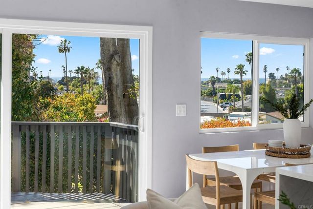 1413 La Salina, Oceanside, CA 92054