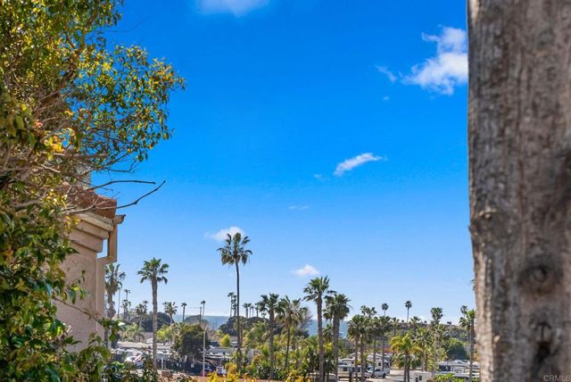 1413 La Salina, Oceanside, CA 92054