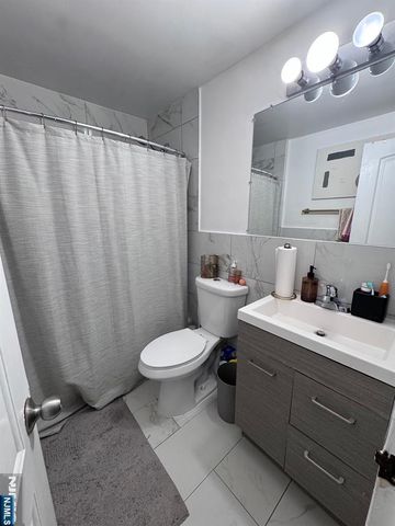 2197 Center Avenue 197B, Fort Lee, NJ 07024