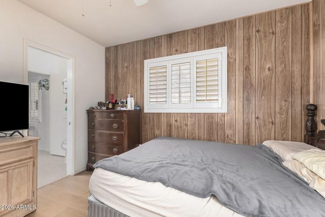 102 S CATALINA Street, Gilbert, AZ 85233