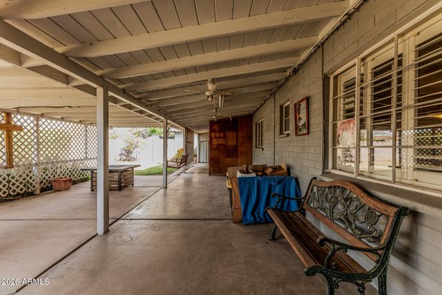 102 S CATALINA Street, Gilbert, AZ 85233