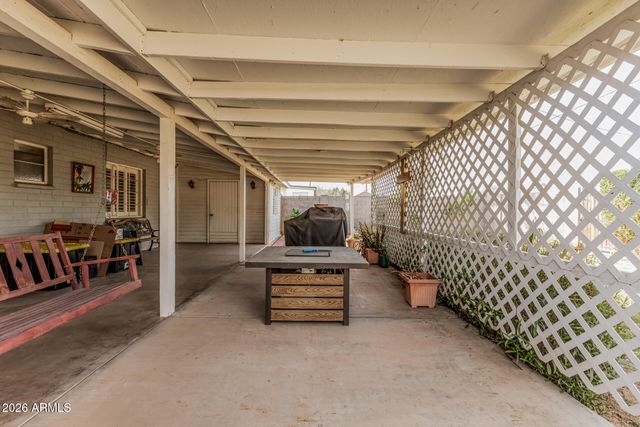 102 S CATALINA Street, Gilbert, AZ 85233