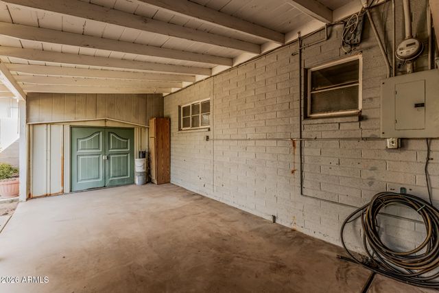 102 S CATALINA Street, Gilbert, AZ 85233