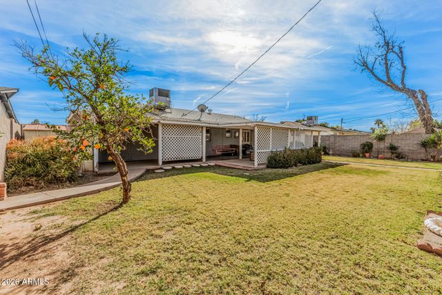 102 S CATALINA Street, Gilbert, AZ 85233