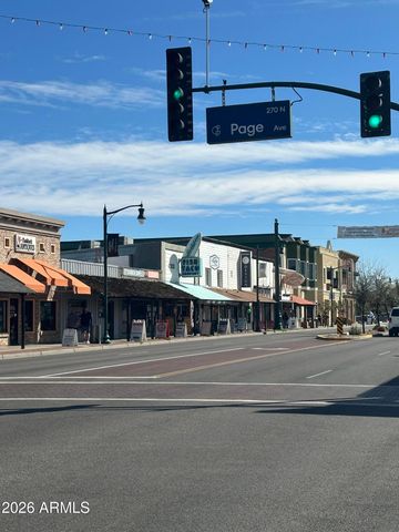 102 S CATALINA Street, Gilbert, AZ 85233