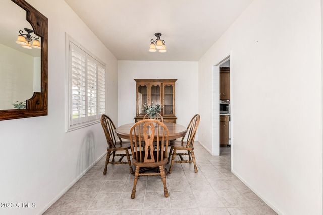 102 S CATALINA Street, Gilbert, AZ 85233