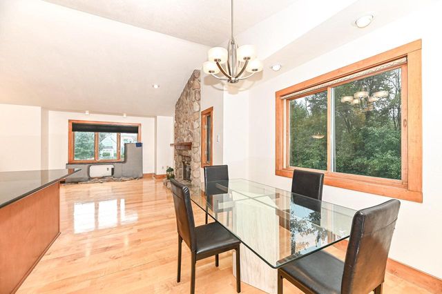 S70W19780 Thornapple COURT, Muskego, WI 53150