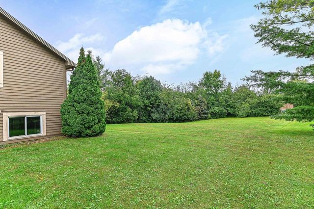 S70W19780 Thornapple COURT, Muskego, WI 53150