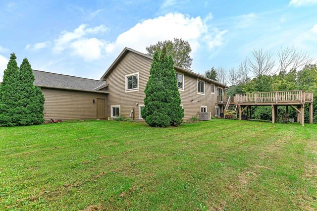S70W19780 Thornapple COURT, Muskego, WI 53150