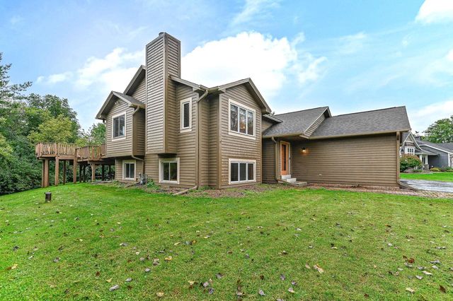 S70W19780 Thornapple COURT, Muskego, WI 53150