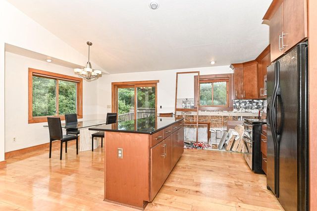 S70W19780 Thornapple COURT, Muskego, WI 53150