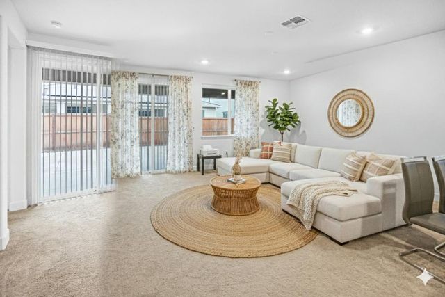 6641 Kaweah Ln, Stockton, CA 95219