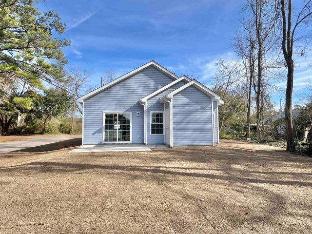 1211 Cherry St., Conway, SC 29527