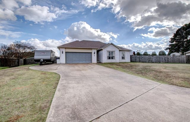 61 Thunderbird Drive, Cabot, AR 72023