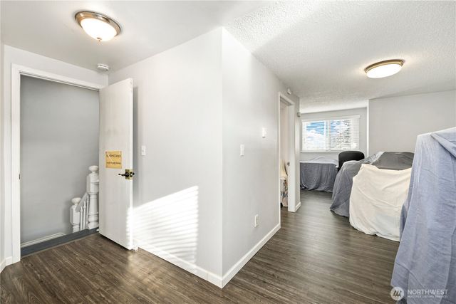 1318 S J Street, Tacoma, WA 98405