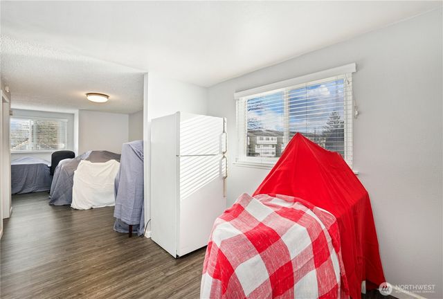 1318 S J Street, Tacoma, WA 98405