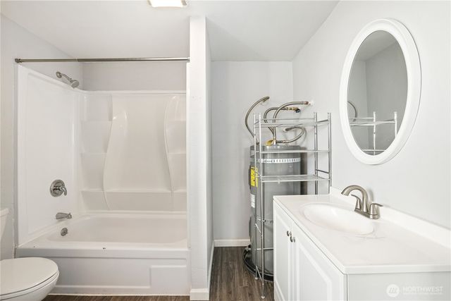 1318 S J Street, Tacoma, WA 98405