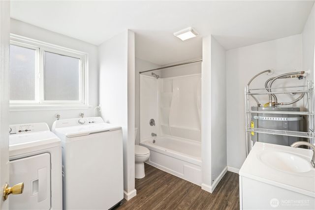 1318 S J Street, Tacoma, WA 98405