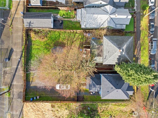 1318 S J Street, Tacoma, WA 98405