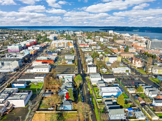 1318 S J Street, Tacoma, WA 98405