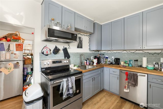 1318 S J Street, Tacoma, WA 98405