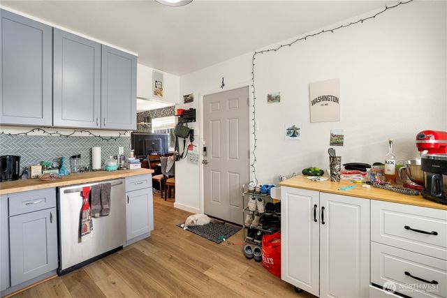 1318 S J Street, Tacoma, WA 98405