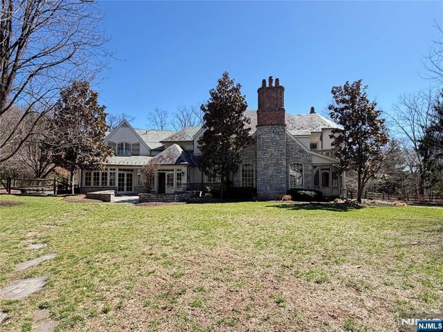 325 Wearimus Road, Ho-ho-kus, NJ 07423