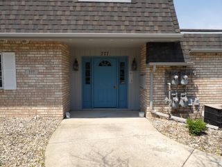 777 Hidden Oak Trail 2a, Hobart, IN 46342