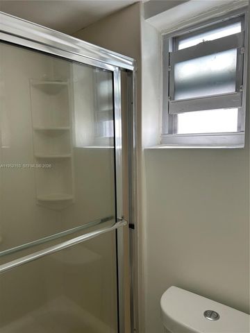 1674 Bay Rd 405, Miami Beach, FL 33139