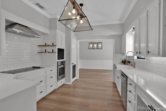 7628 Millicent Way, Shreveport, LA 71105