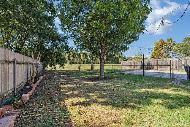 7628 Millicent Way, Shreveport, LA 71105