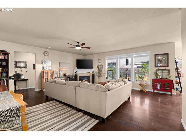 400 S BALM St, Yamhill, OR 97148