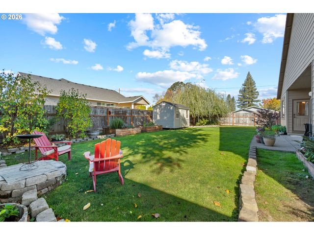 400 S BALM St, Yamhill, OR 97148