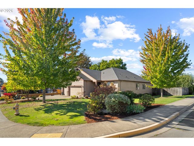 400 S BALM St, Yamhill, OR 97148