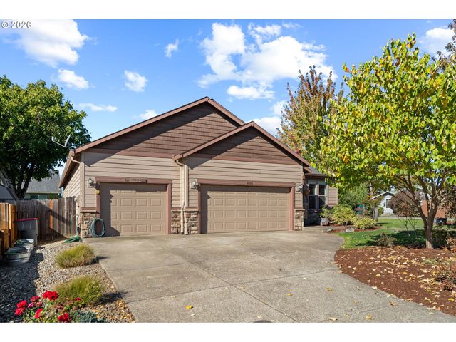 400 S BALM St, Yamhill, OR 97148