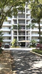 605 OAKS Drive 503, Pompano Beach, FL 33069