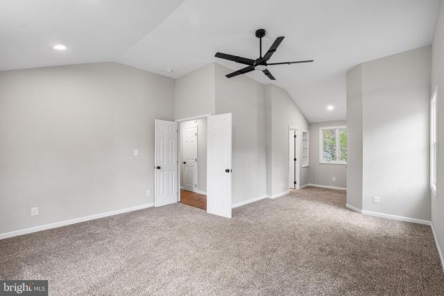 39 HOLLY LANE, Pilesgrove, NJ 08098