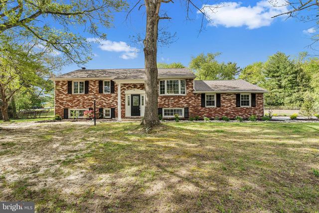 39 HOLLY LANE, Pilesgrove, NJ 08098